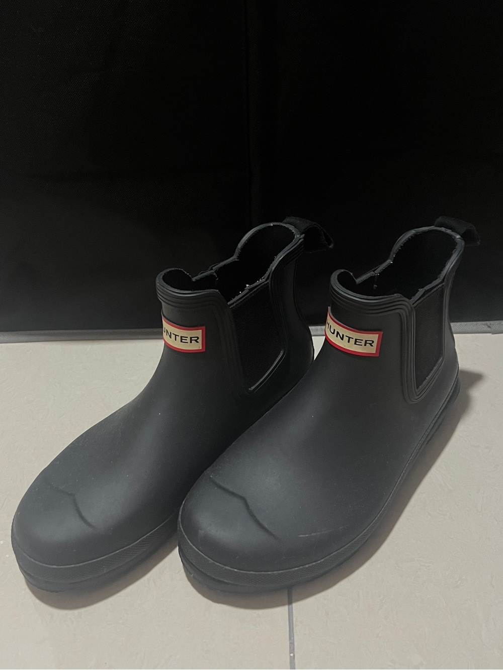 Hunter Black Chelsea Short Rain Boots